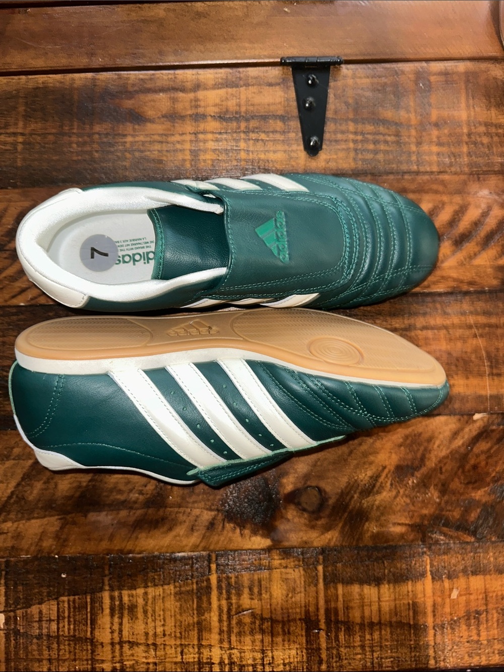 adidas Originals Taekwondo Slip On Shoes Collegiate Green White Size 7 NWOB - Picture 5 of 6